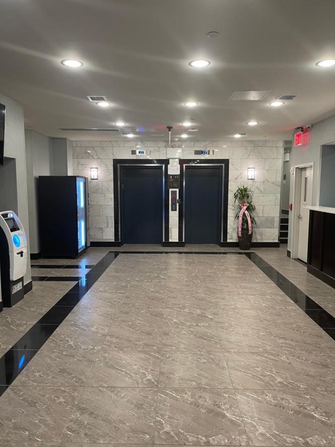 Magna Hotel Jfk Airtrain Нью-Йорк Экстерьер фото
